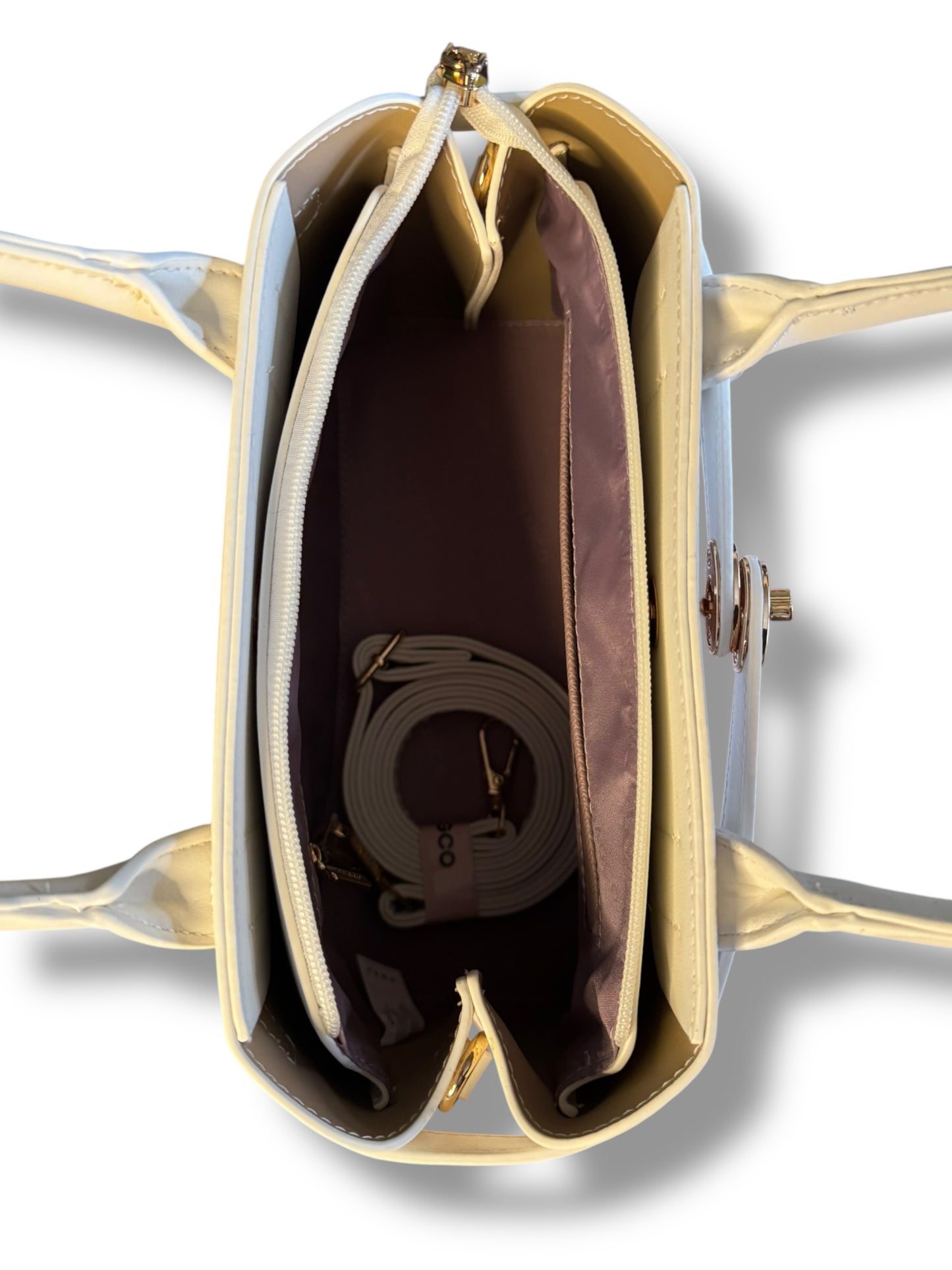 Дамска чанта