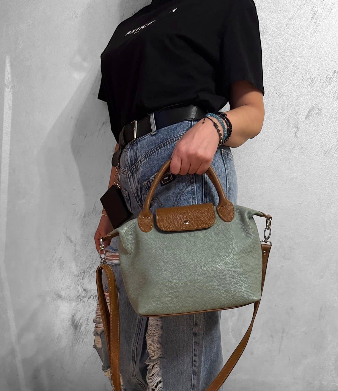 Дамска чанта