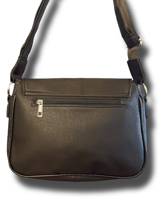 Българска дамска чанта