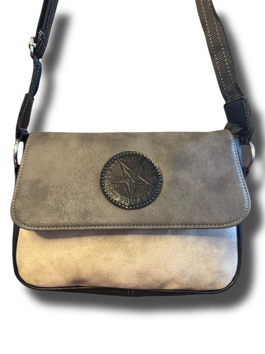 Българска дамска чанта